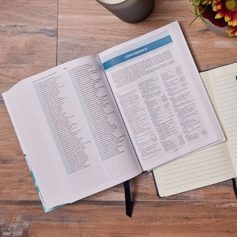 Image of NKJV, Word Study Reference Bible, Hardcover, Red Letter, Comfort Print: 2,000 Keywords that Unlock the Meaning of the Bible