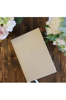 Image of NKJV, The Woman's Study Bible, Cloth over Board, Cream, Red Letter, Full-Color Edition: Receiving God's Truth for Balance, Hope, and Transformation
