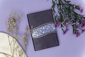 Biblia RVR 1960 del Pescador  Mujer Virtuosa Floral Símil Piel con Índice