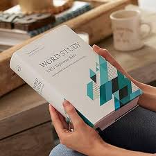 NKJV, Word Study Reference Bible, Hardcover, Red Letter, Comfort Print: 2,000 Keywords that Unlock the Meaning of the Bible